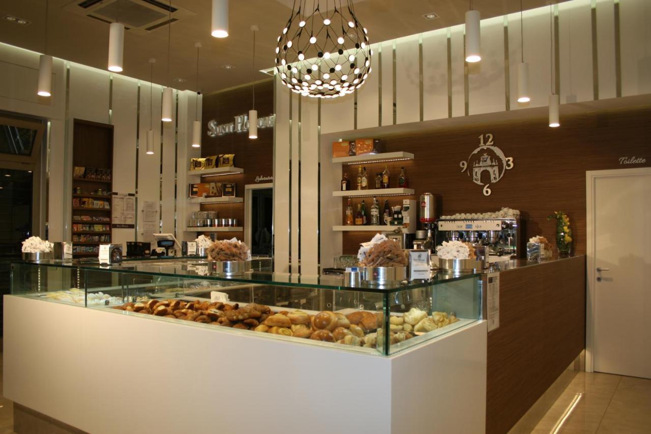 Maison Saint Honore Фоджиа Экстерьер фото